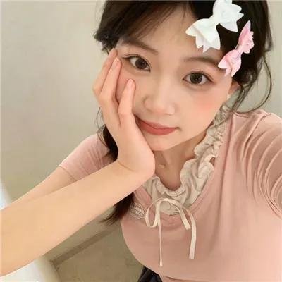 裸女游城